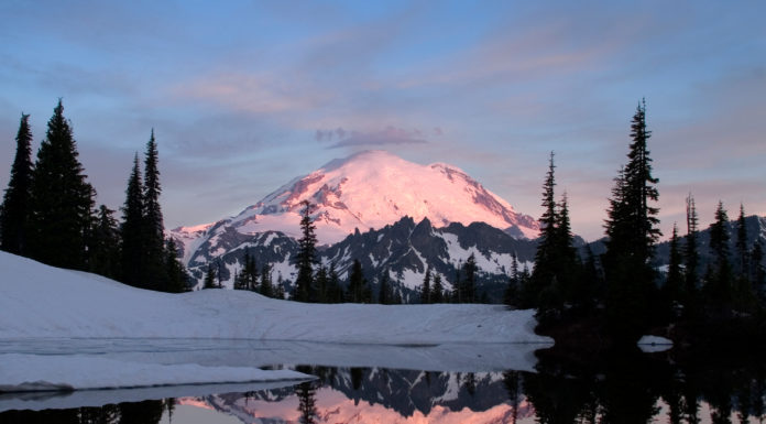 Is Mt Rainier in Olympic National Park? Is Mt Rainier in Olympic National Park?
