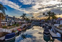 Is Naples expensive? Is Naples expensive?