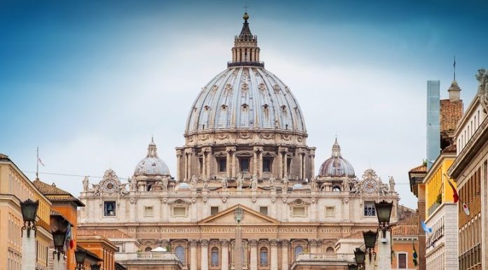 Is Rome cheaper than Paris? Is Rome cheaper than Paris?