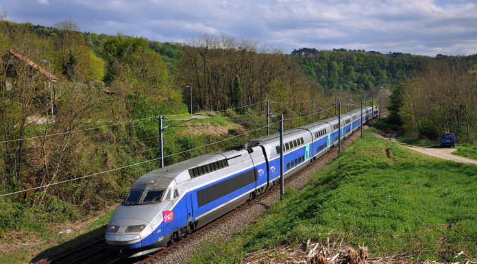 Is SNCF the same as TGV? Is SNCF the same as TGV?