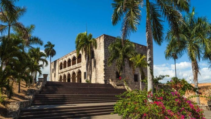 Is Santo Domingo safe for tourist?