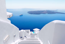 Is Santorini or Mykonos closer to Crete? Is Santorini or Mykonos closer to Crete?