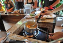 Is Thai food popular in Australia? Is Thai food popular in Australia?