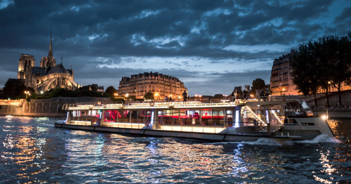 Is a Seine River cruise worth it?