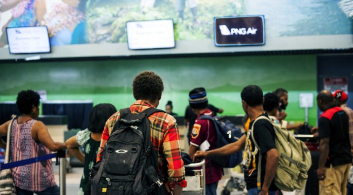 Is cake allowed in hand luggage? Is cake allowed in hand luggage?