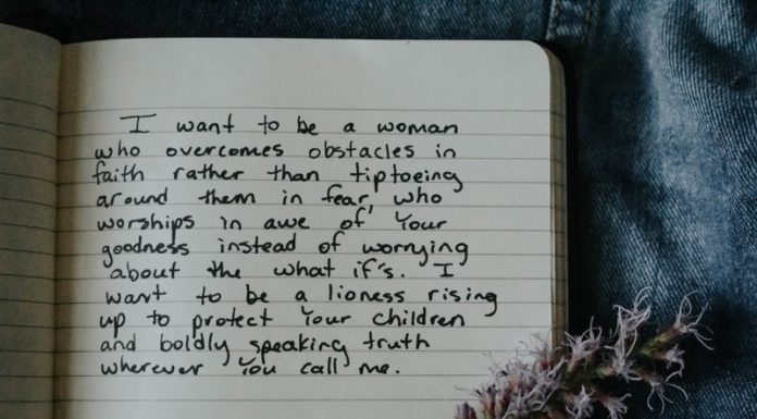 Is it better to see Colosseum at night or day? Is it better to see Colosseum at night or day?