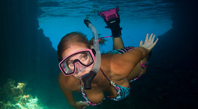 Is it better to snorkel at high tide or low tide? Is it better to snorkel at high tide or low tide?