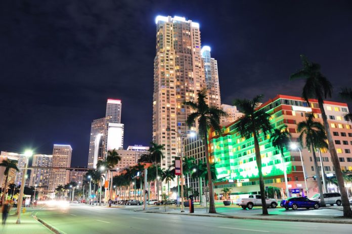 Is it better to stay in Downtown Miami or on the beach?