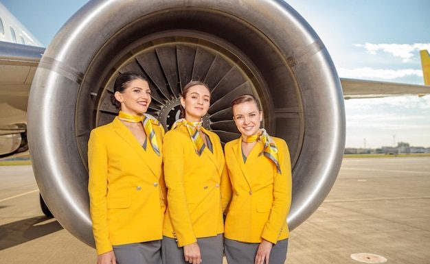 Is it cheaper to fly into JFK or Newark? Is it cheaper to fly into JFK or Newark?