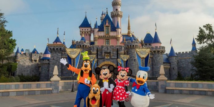 Is it cheaper to go to Disneyland or Disney World?
