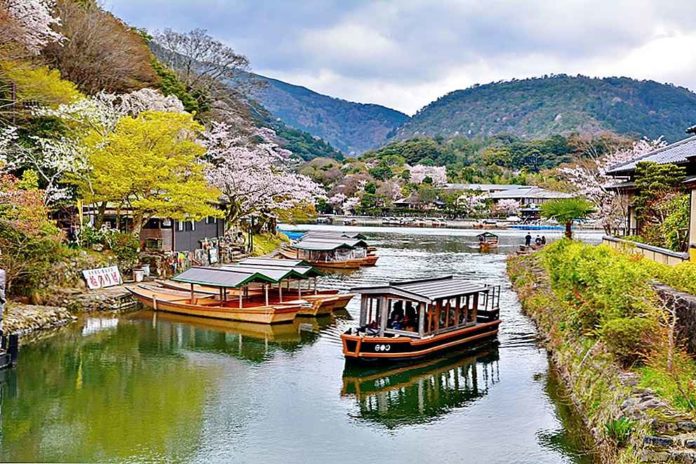 Is it cheaper to stay in Kyoto or Osaka?