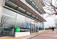 Is it difficult to rent a car at LAX? Is it difficult to rent a car at LAX?