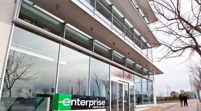 Is it difficult to rent a car at LAX? Is it difficult to rent a car at LAX?