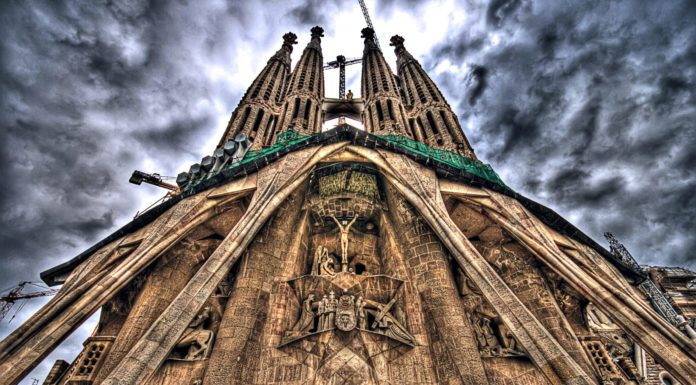 Is it worth entering La Sagrada Familia? Is it worth entering La Sagrada Familia?