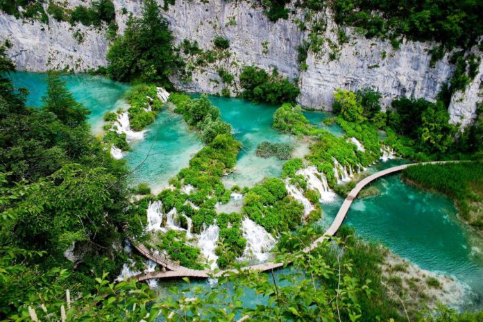 Is one day enough for Plitvice Lakes?