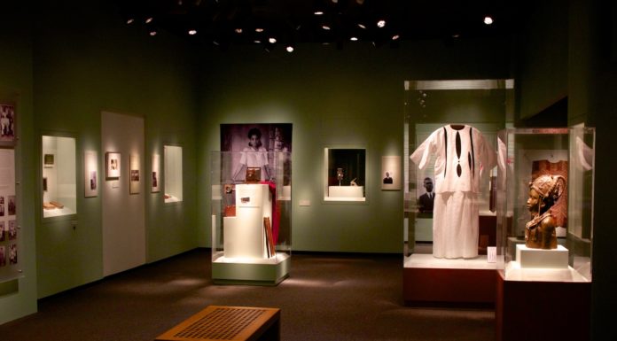 Is the National Portrait Gallery the same as the National Gallery? Is the National Portrait Gallery the same as the National Gallery?