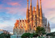 Is the Sagrada Familia tour worth it? Is the Sagrada Familia tour worth it?