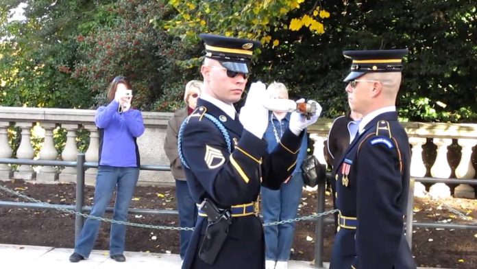 Is the Tomb of the Unknown Soldier empty?