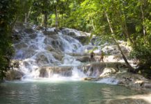 Is the water clear in Ocho Rios Jamaica? Is the water clear in Ocho Rios Jamaica?