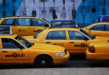 Is there Uber or Lyft in Rome? Is there Uber or Lyft in Rome?