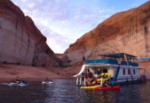 Is there a boat rental app? Is there a boat rental app?
