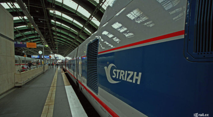 Is there a high speed train from Amsterdam to Berlin? Is there a high speed train from Amsterdam to Berlin?