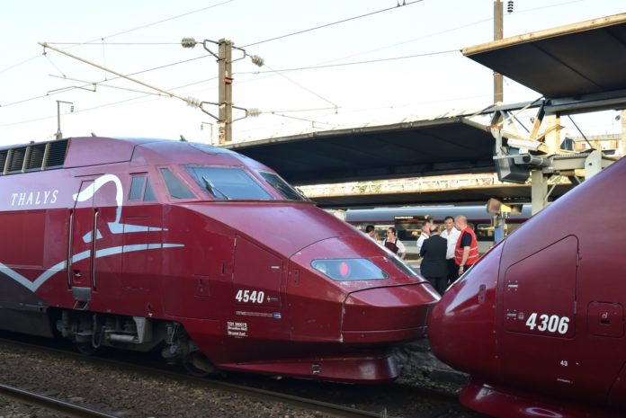 Is there a night train from Rome to Paris?