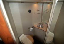 Is there a toilet on Citylink buses? Is there a toilet on Citylink buses?