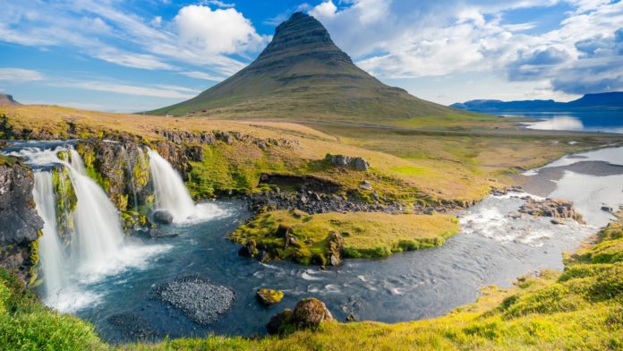 Is vacationing in Iceland expensive?