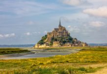 Quelles sont les fonctions du Mont-saint-michel ? Quelles sont les fonctions du Mont-saint-michel ?