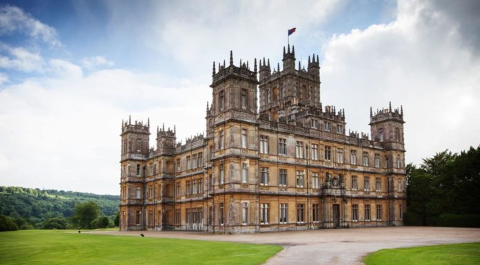 Was Highclere Castle used as a hospital? Was Highclere Castle used as a hospital?