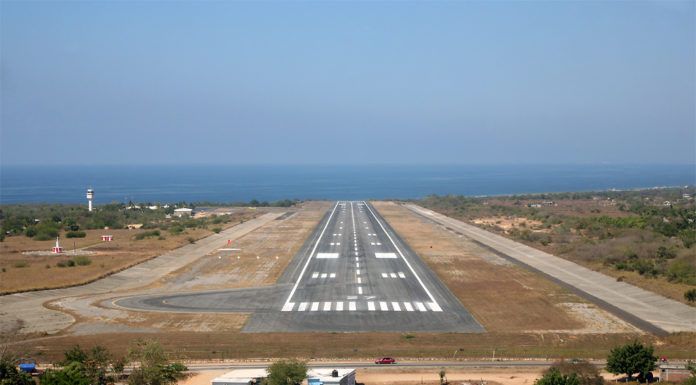 What airport is closest to Puerto Escondido? What airport is closest to Puerto Escondido?
