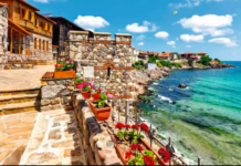 What are the most famous seaside resorts in Bulgaria? What are the most famous seaside resorts in Bulgaria?