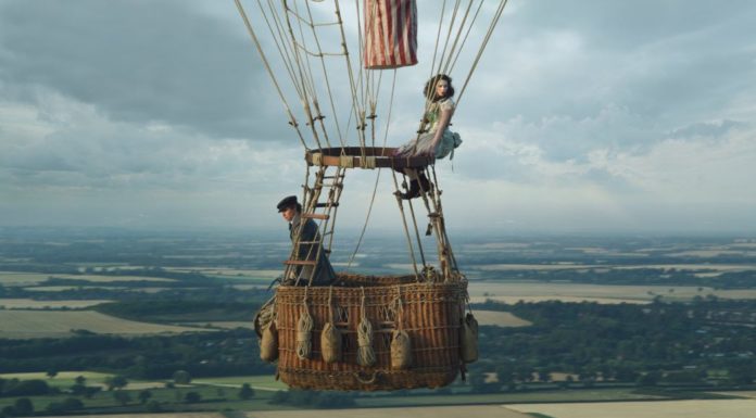 What can you see when you in a hot air balloon? What can you see when you in a hot air balloon?