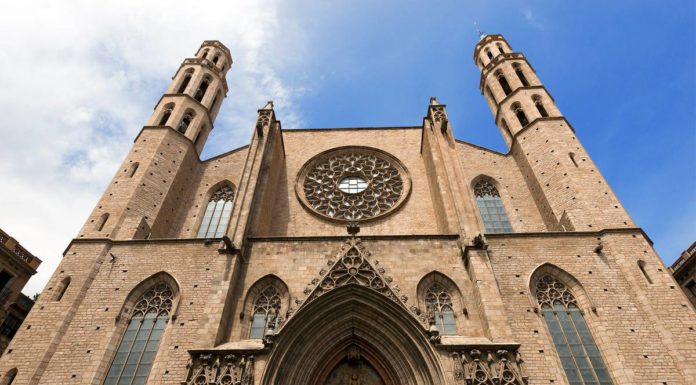 What do teenagers do in Barcelona? What do teenagers do in Barcelona?