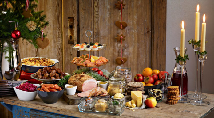 What food is eaten in Singapore? What food is eaten in Singapore?