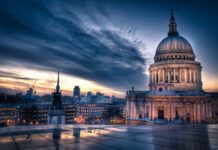 What happened to the old St Paul’s cathedral? What happened to the old St Paul's cathedral?