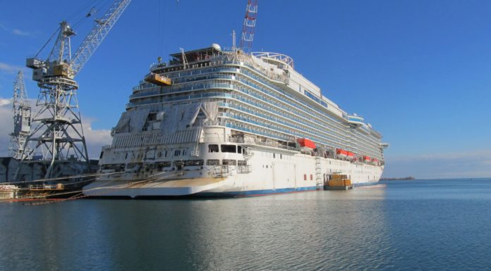 What happens if you don’t pay gratuities on a cruise? What happens if you don't pay gratuities on a cruise?