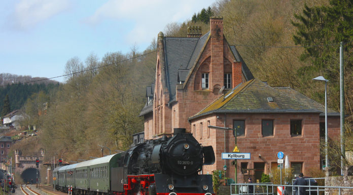 What is DB train in Germany? What is DB train in Germany?