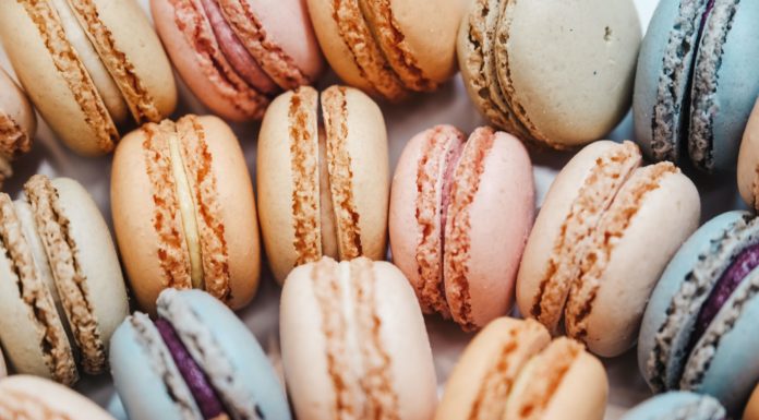 What is a popular French pastry? What is a popular French pastry?