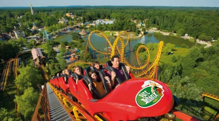 What is an example of an amusement park? What is an example of an amusement park?