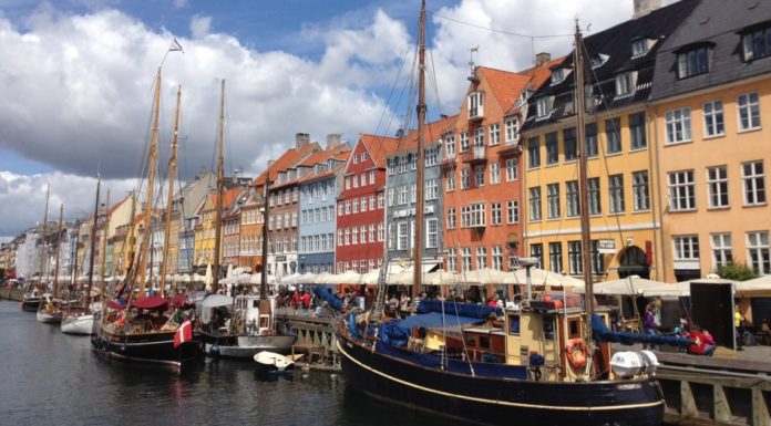 What is better Copenhagen or Stockholm? What is better Copenhagen or Stockholm?