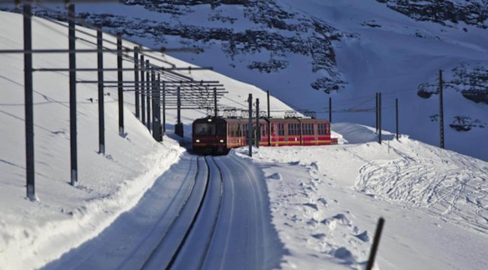 What is better Jungfrau or Titlis? What is better Jungfrau or Titlis?