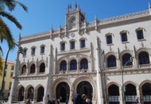 What is the Sorrento train station called? What is the Sorrento train station called?