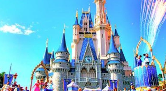 What is the best month to go to Disneyland? What is the best month to go to Disneyland?