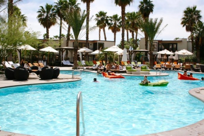 What is the best time of year to go to Palm Springs?