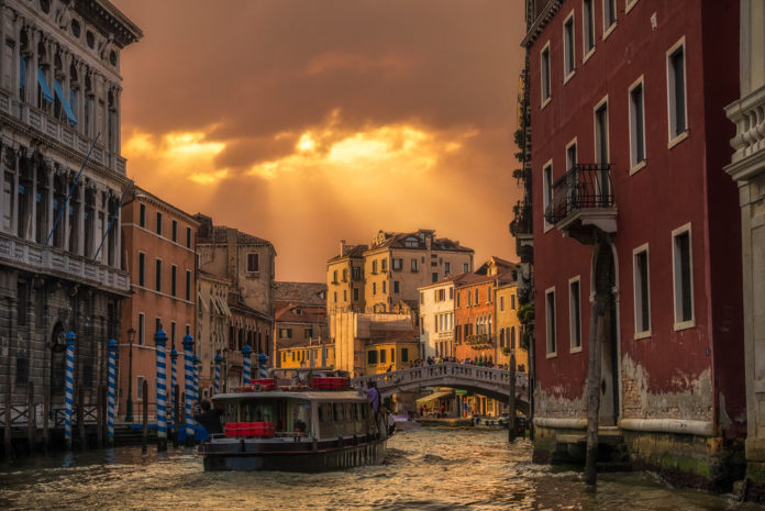 What is the difference between Venice and Venice Mestre?