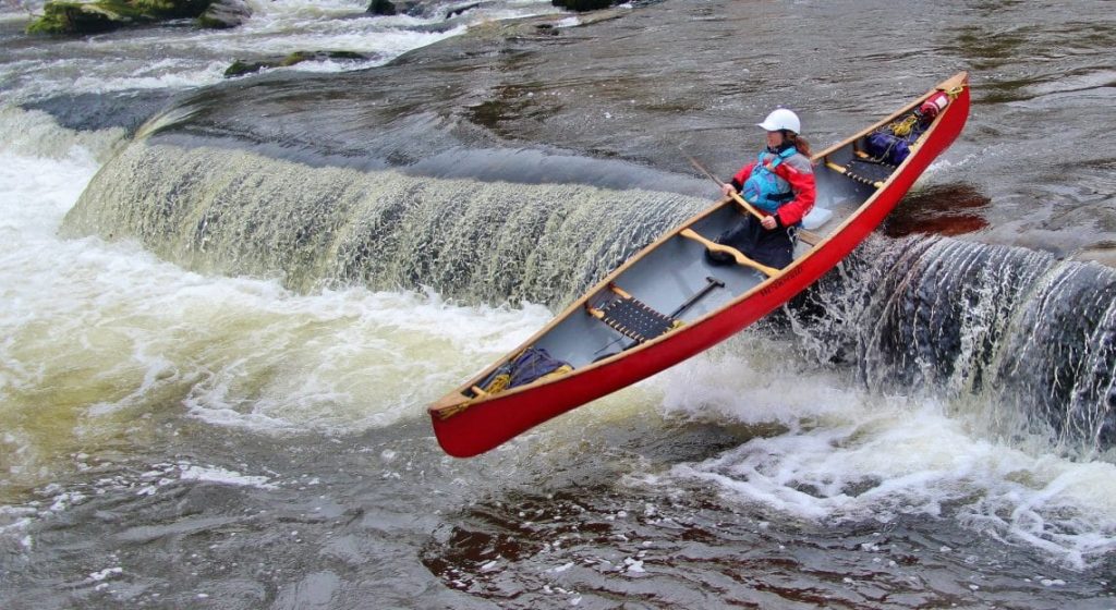 What is the difference between a sea kayak and a regular kayak