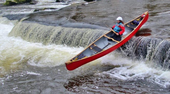 What is the difference between a sea kayak and a regular kayak? What is the difference between a sea kayak and a regular kayak?