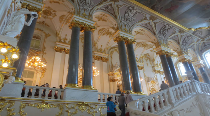 What is the largest art museum in America? What is the largest art museum in America?